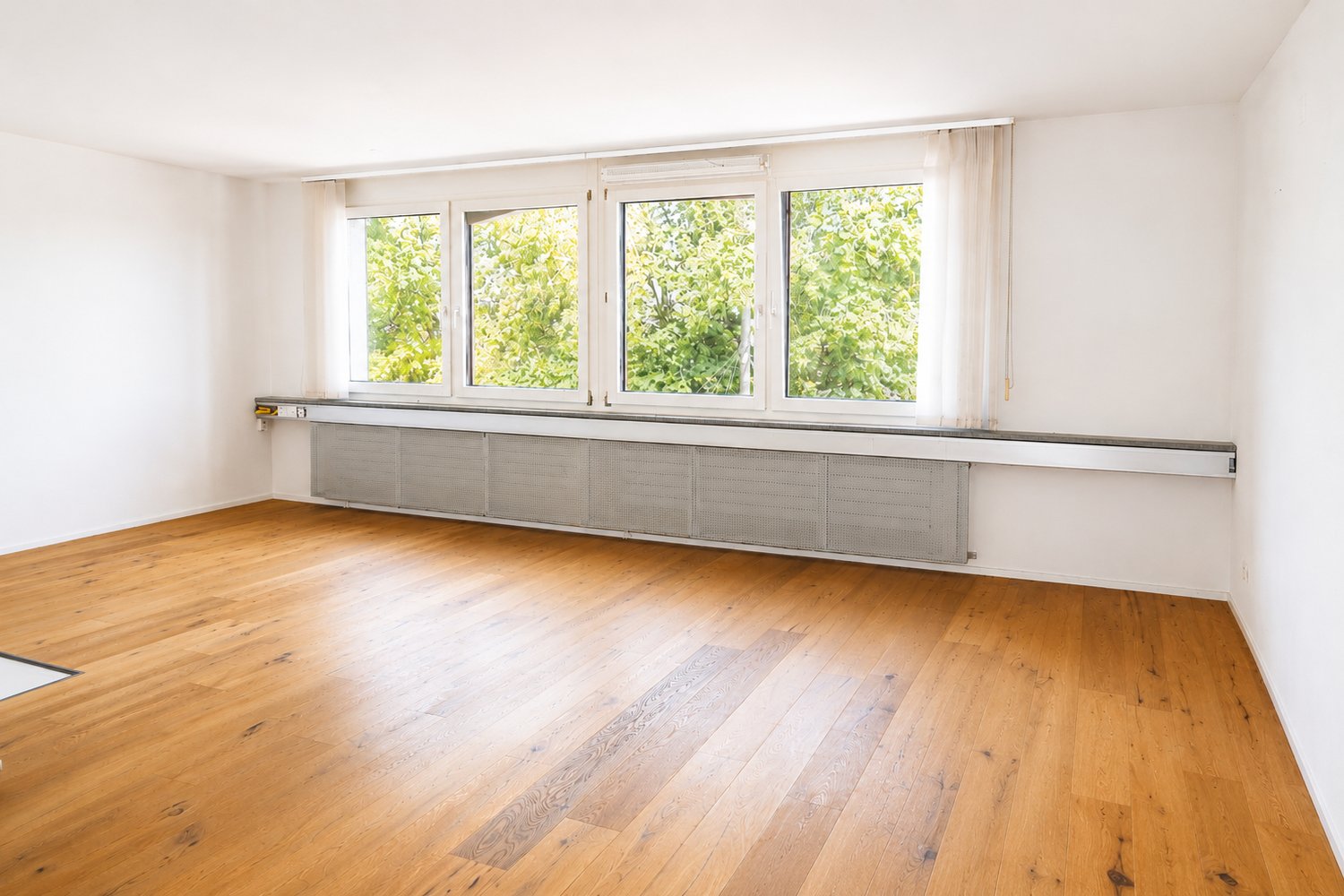 Office, Foto 1 von 5