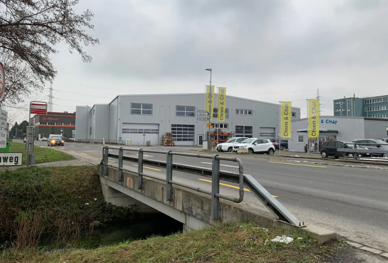 370m² industrial object