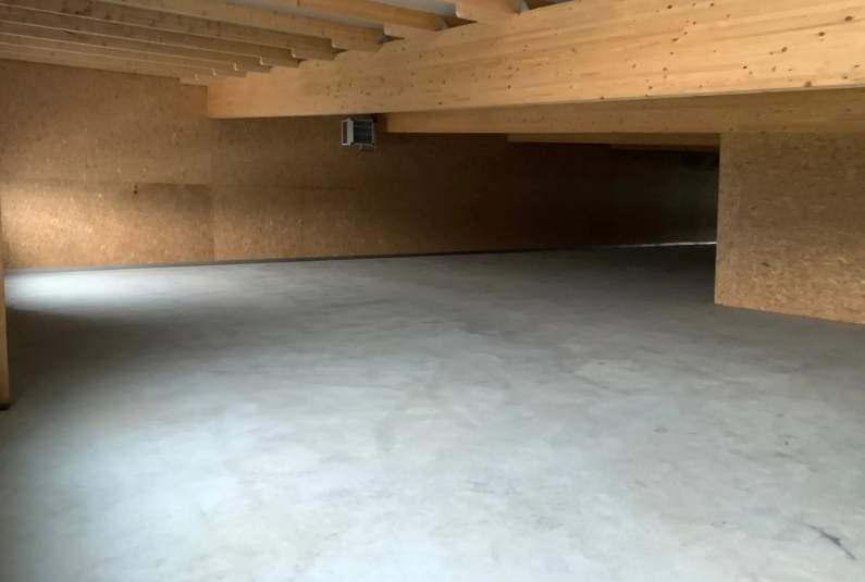 370m² industrial object
