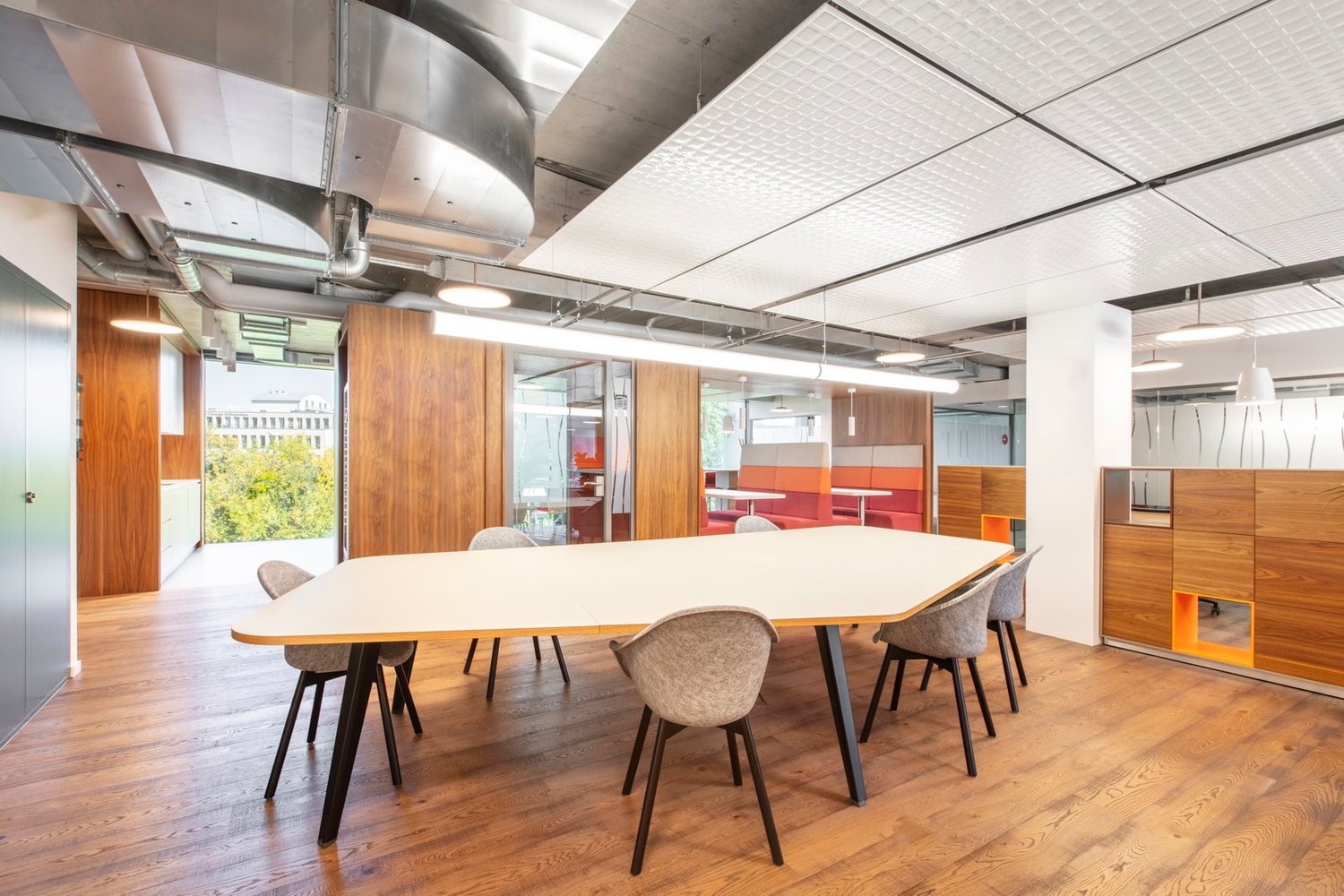 150m² Büro, Foto 4 von 10