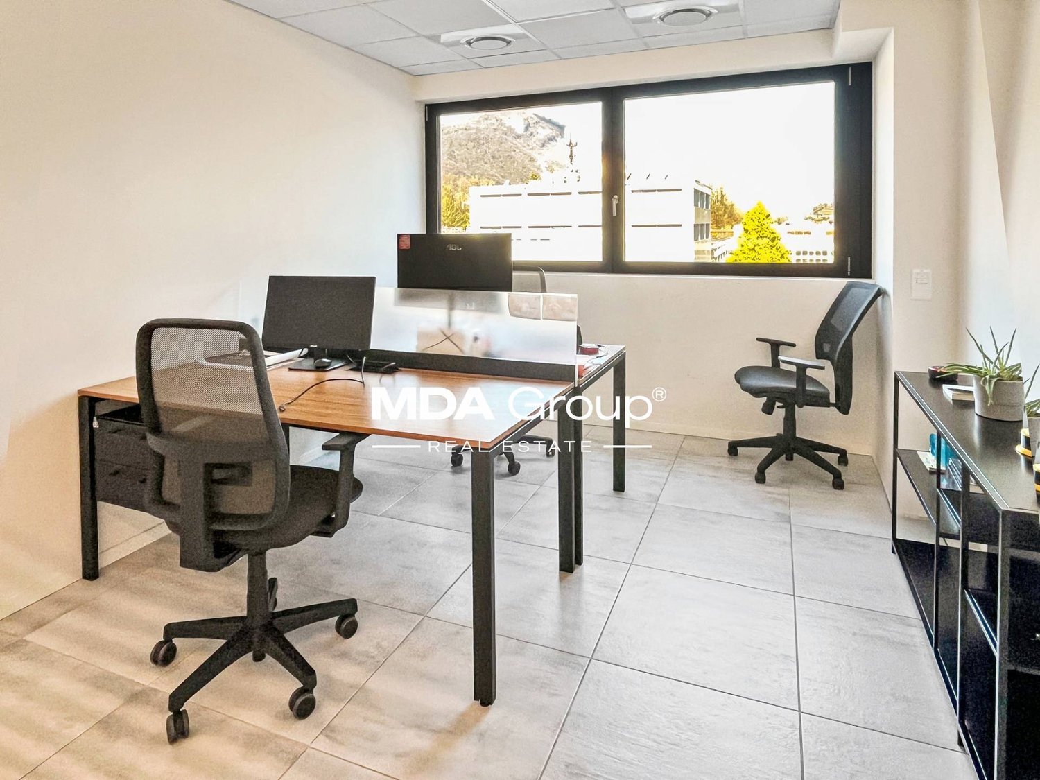 670m² Büro, Foto 7 von 10