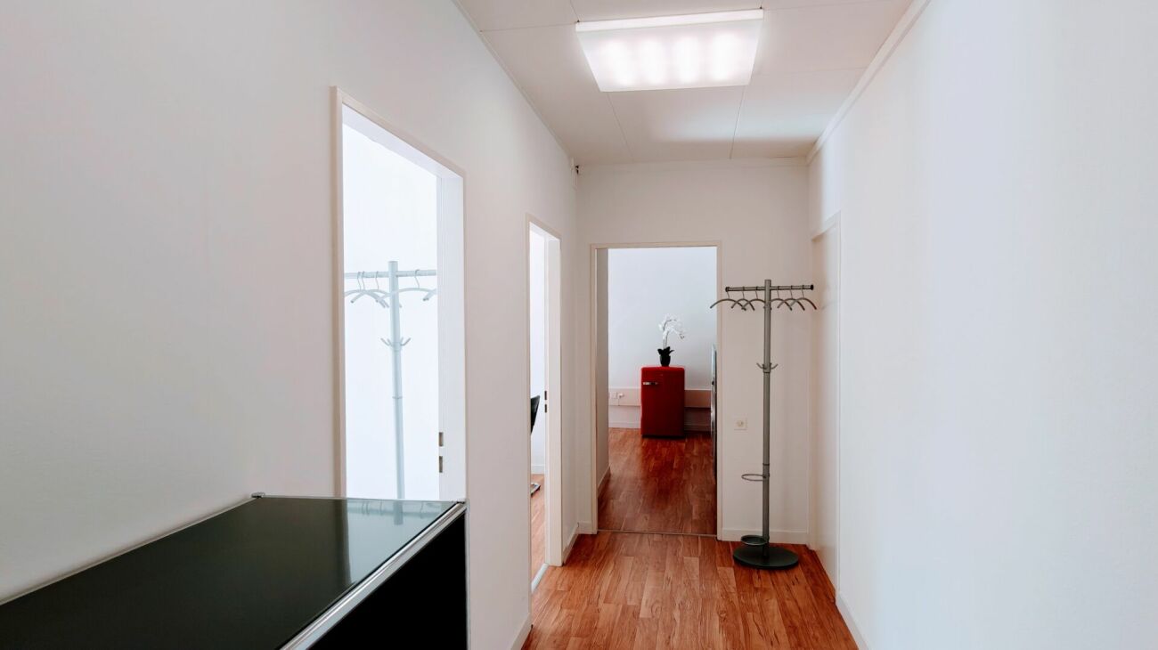 170m² Büro, Foto 6 von 7