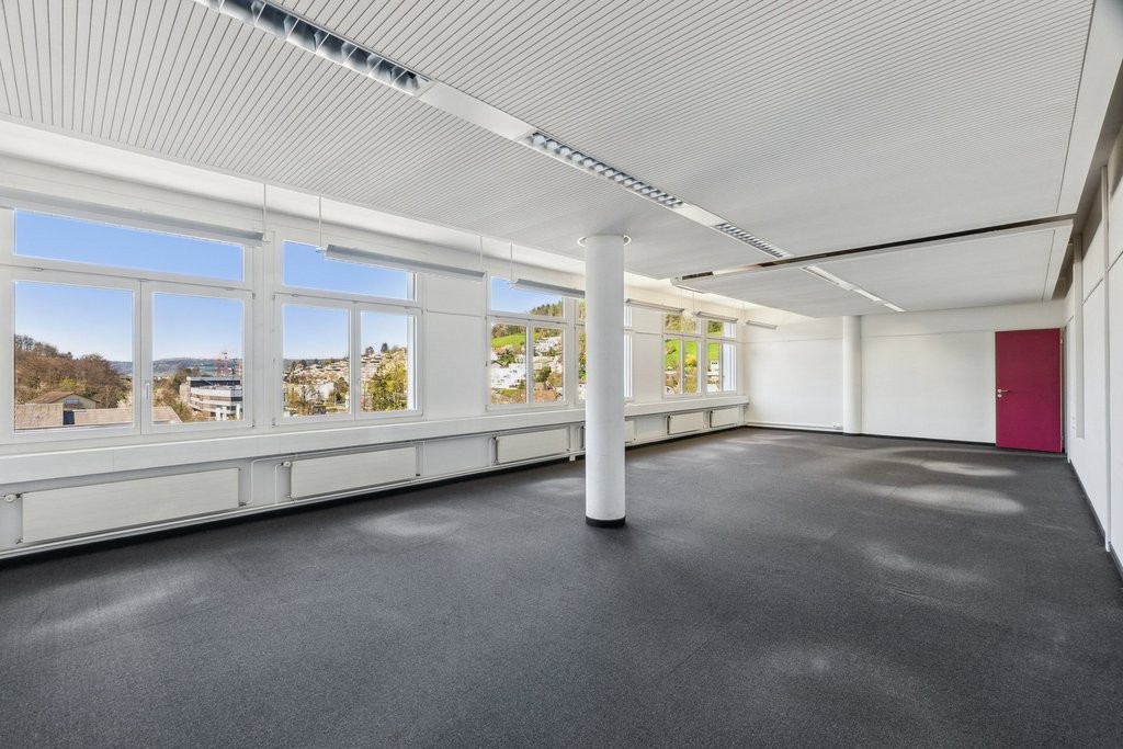 620m² commercial, Foto 2 von 4