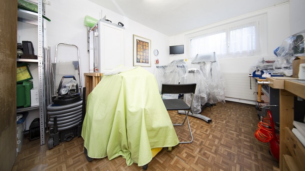 14m² storage room
