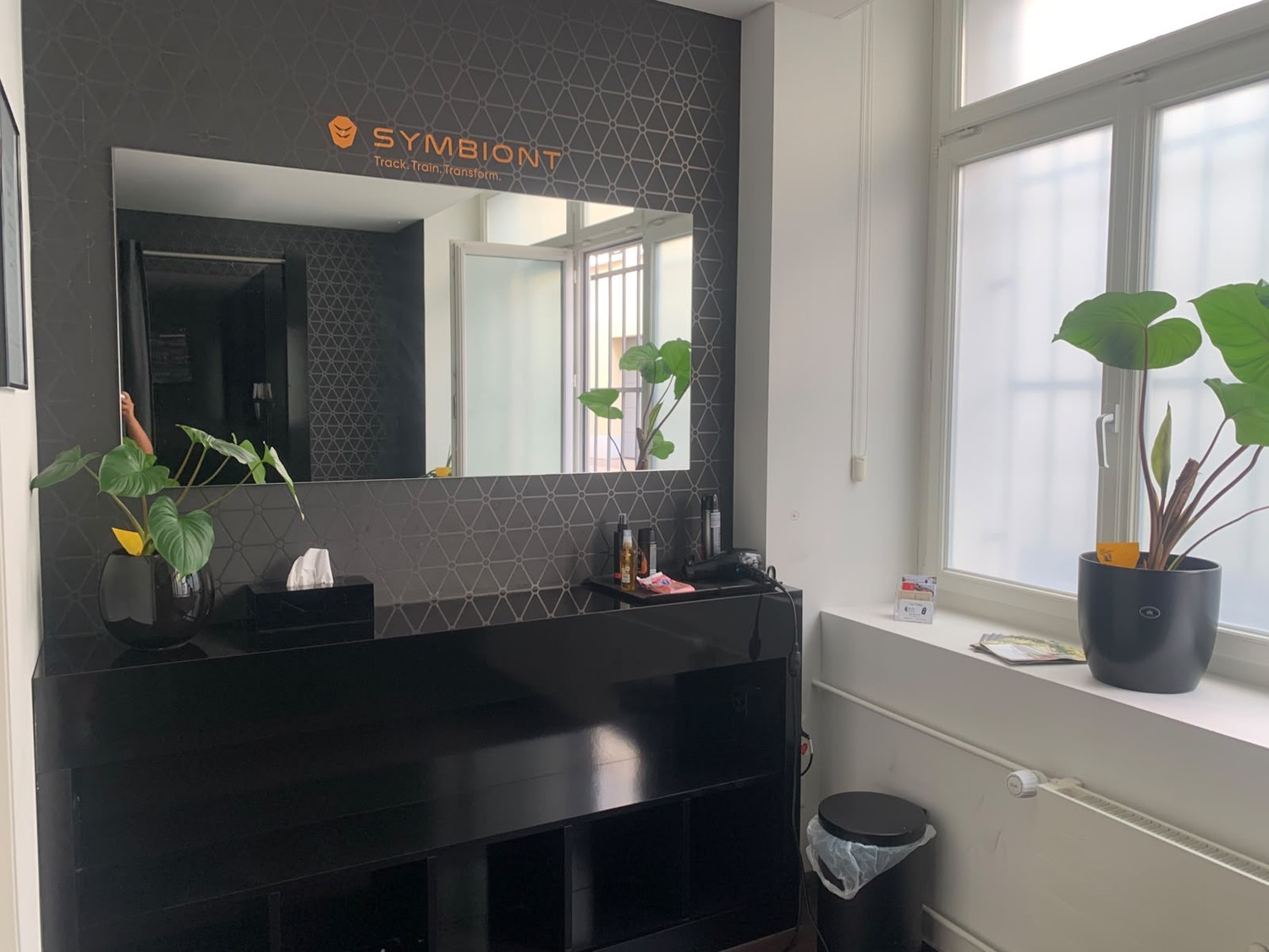 68m² commercial