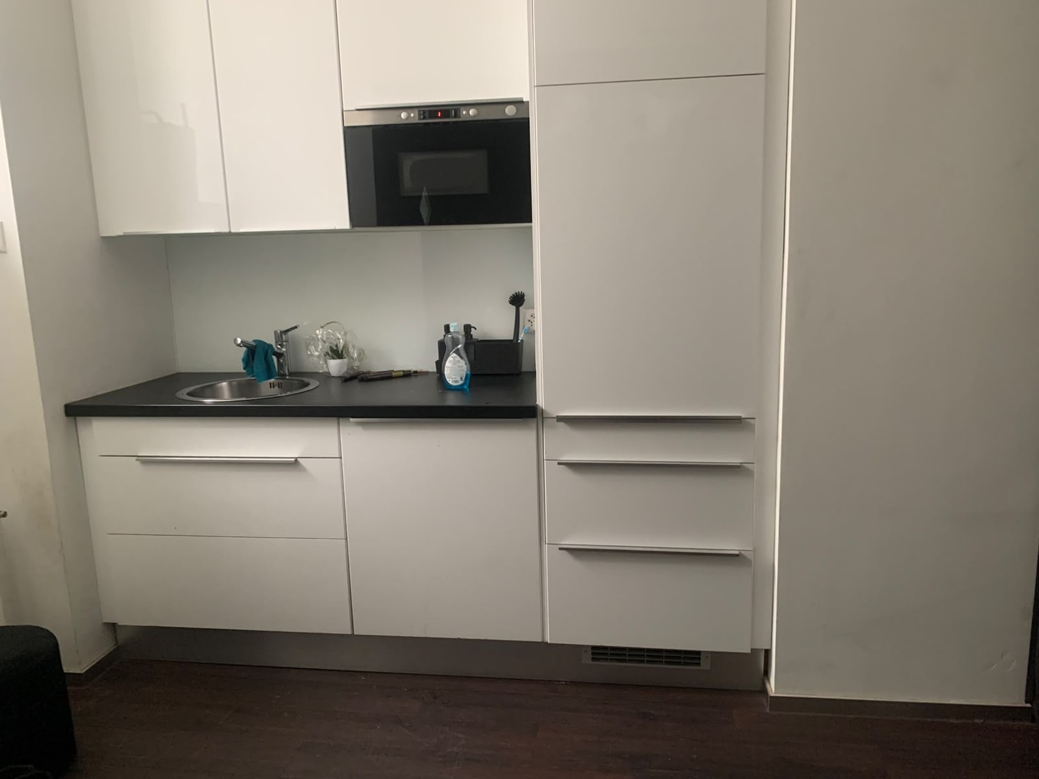 68m² commercial