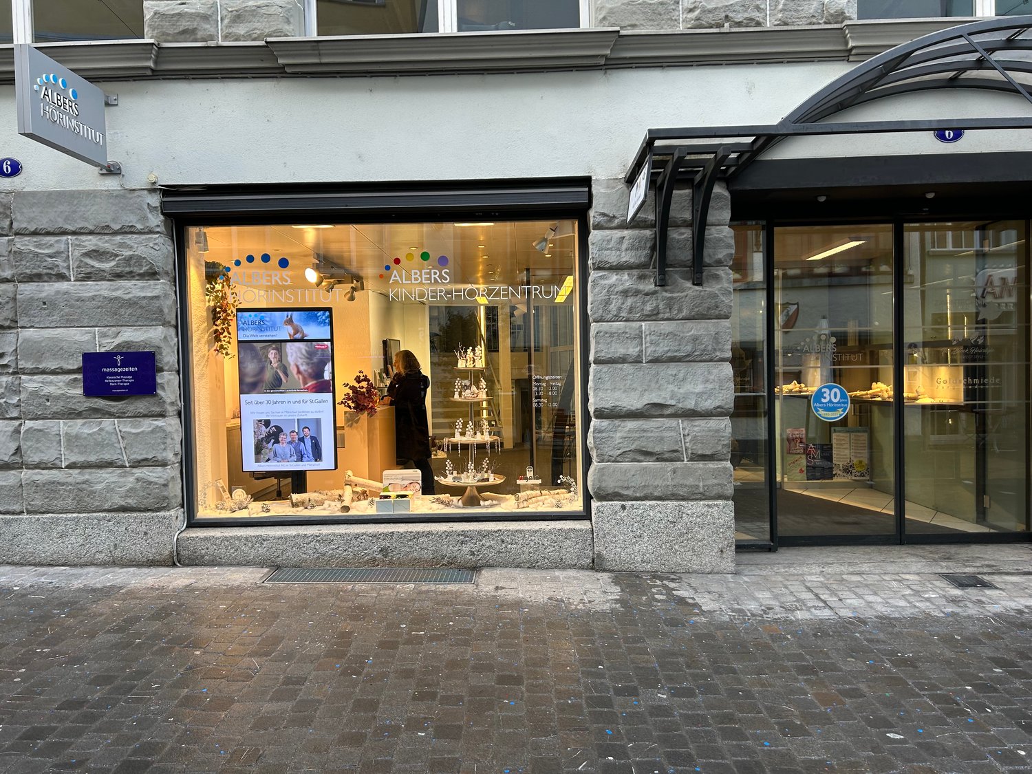 Shop, Foto 1 von 10