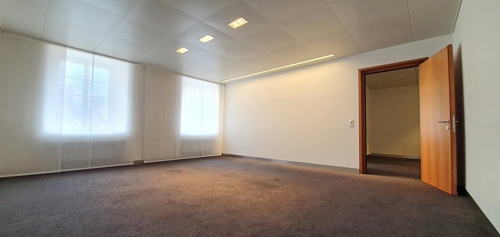 188m² shop, Foto 9 von 9