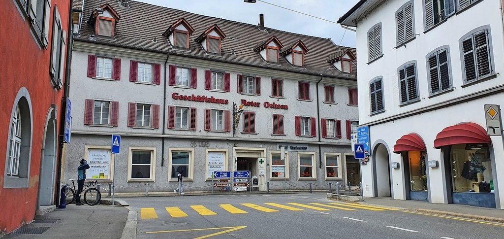 188m² shop, Foto 1 von 9