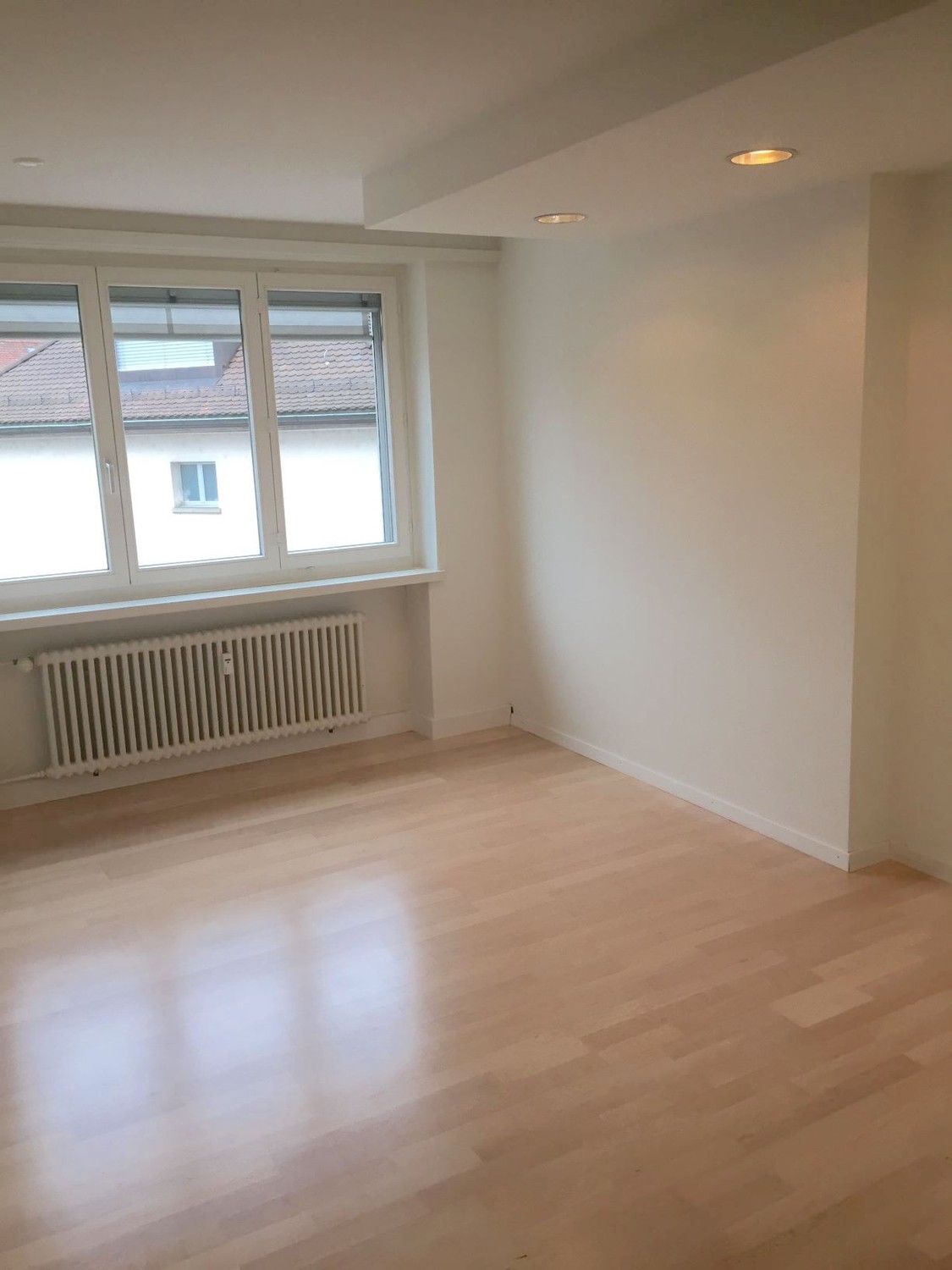 6-6m² commercial, photo 1 sur 6