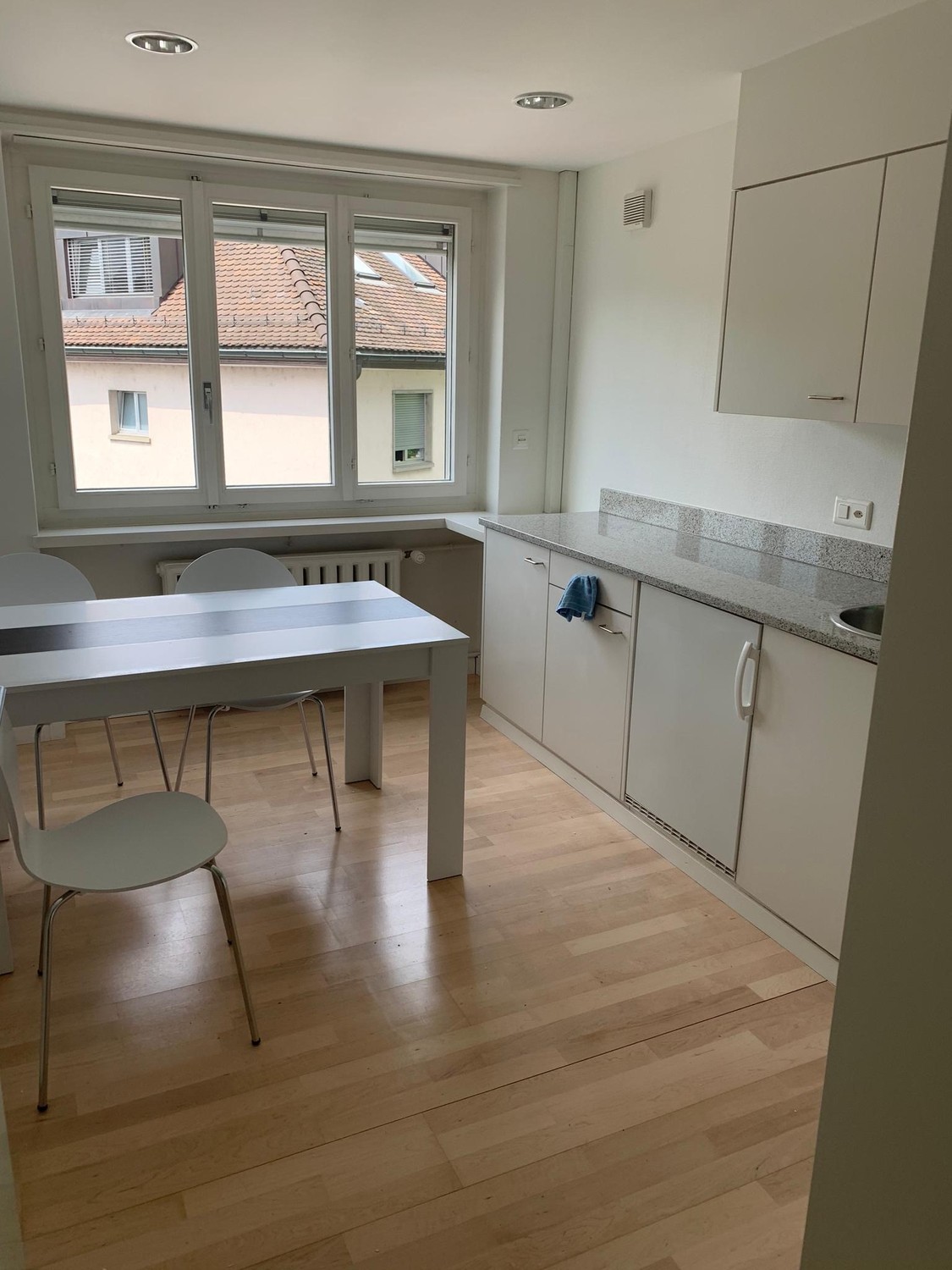 6-6m² commercial, photo 3 sur 6