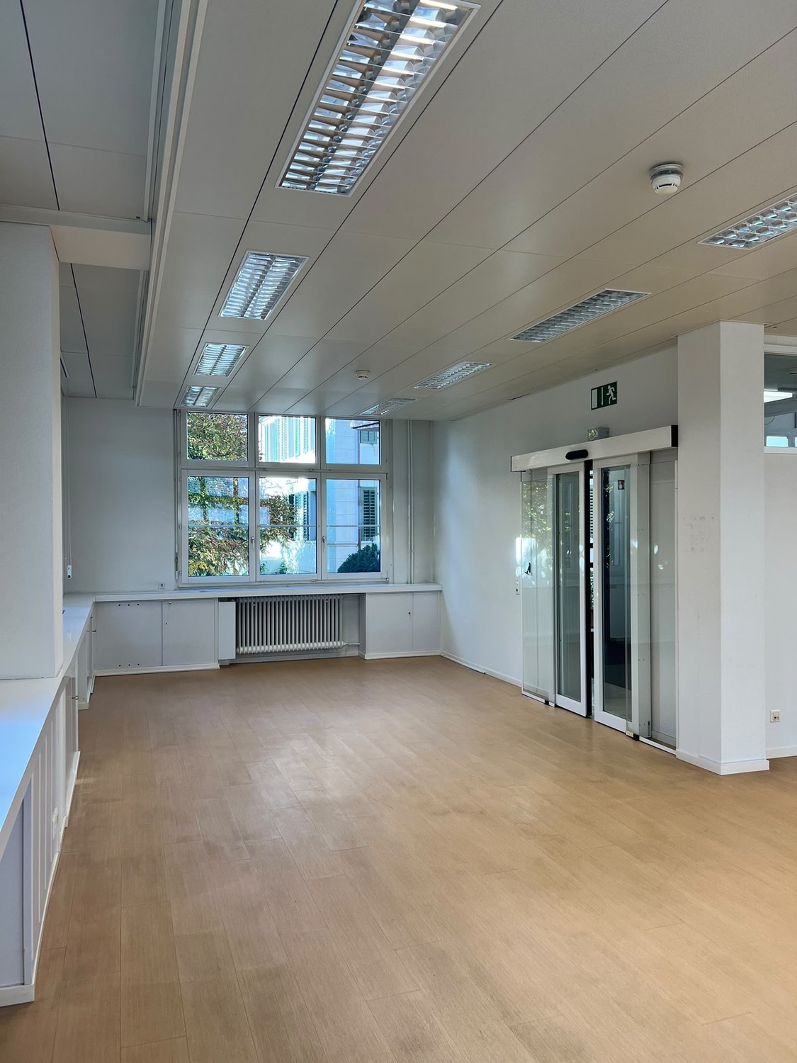 160m² commercial, photo 5 of 7