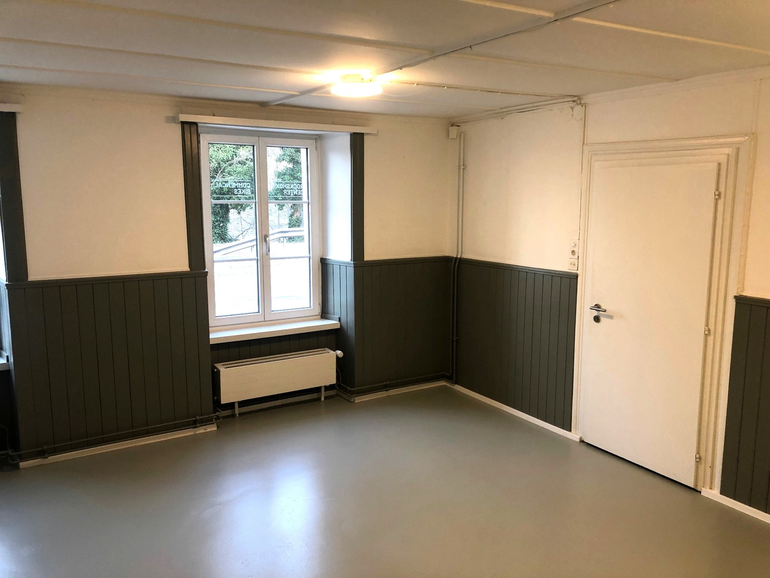 25m² commerciale, foto 3 di 5