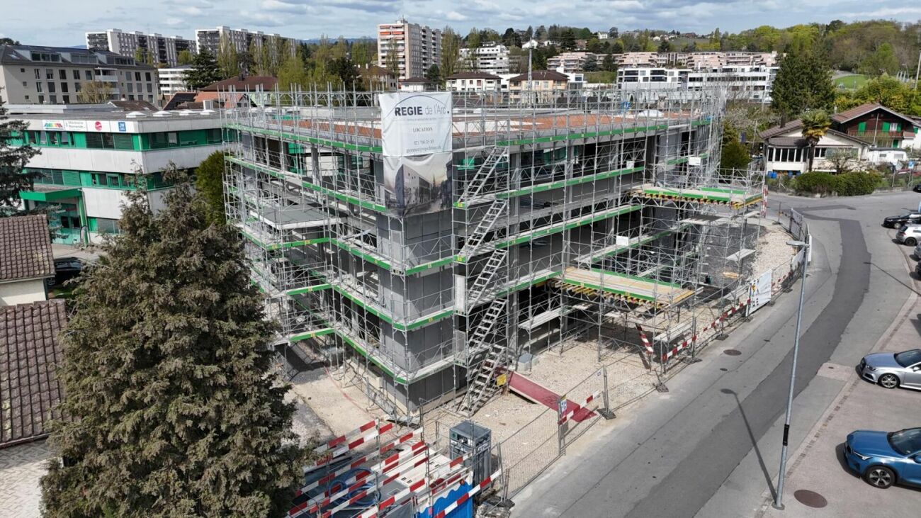 356m² commerciale, foto 6 di 9