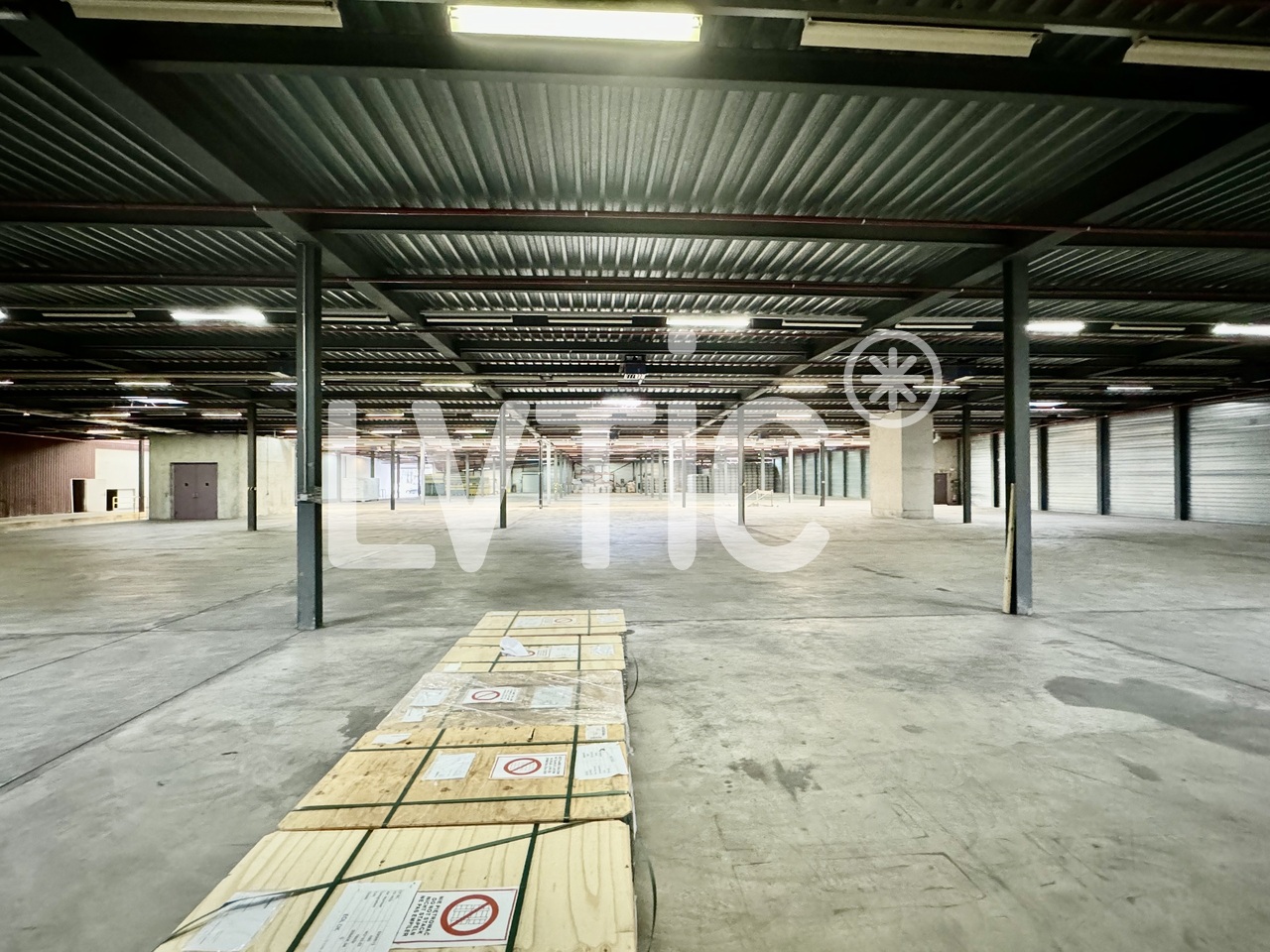 2200m² Lagerraum, Foto 3 von 7