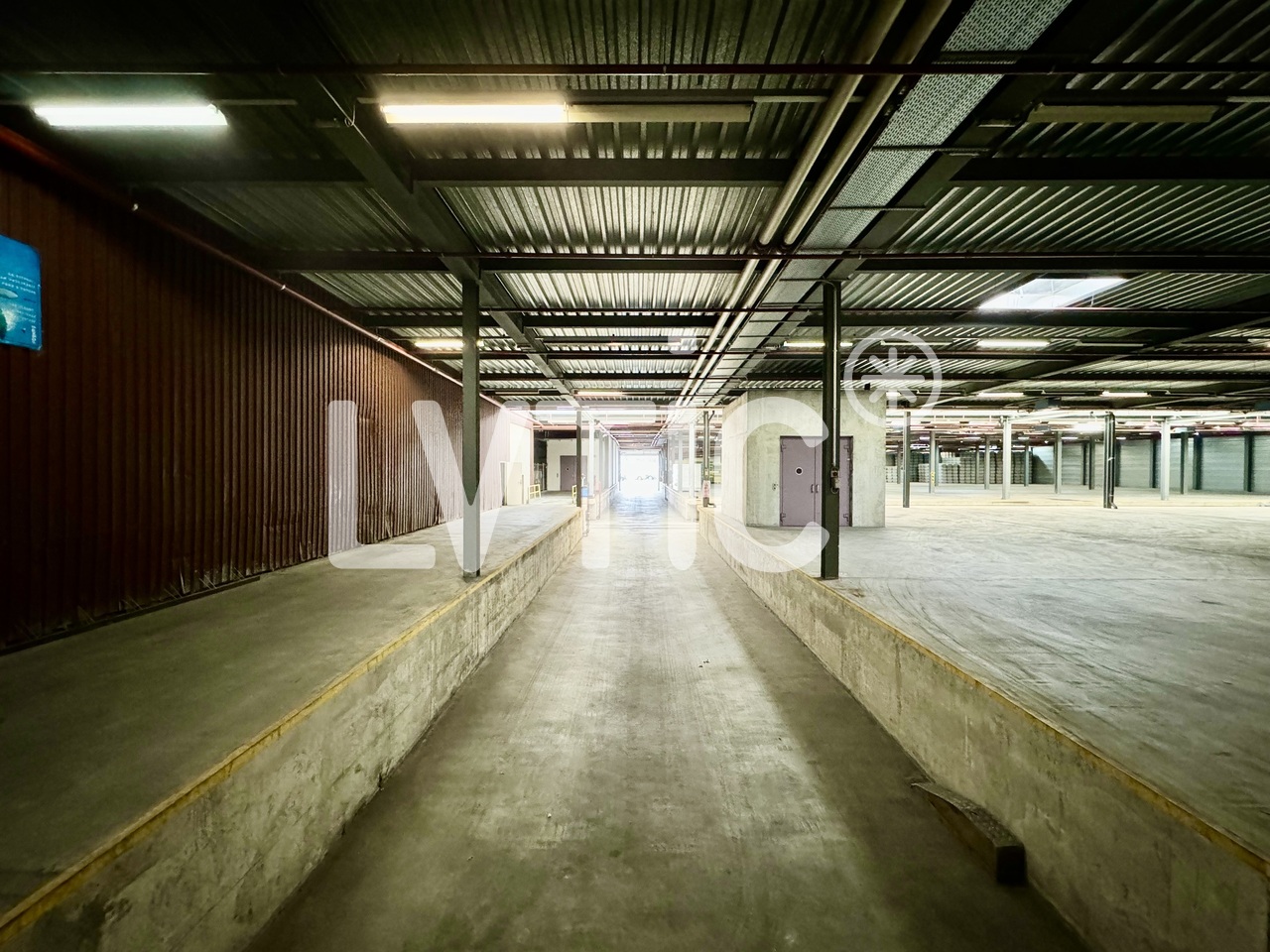 2200m² Lagerraum, Foto 6 von 7