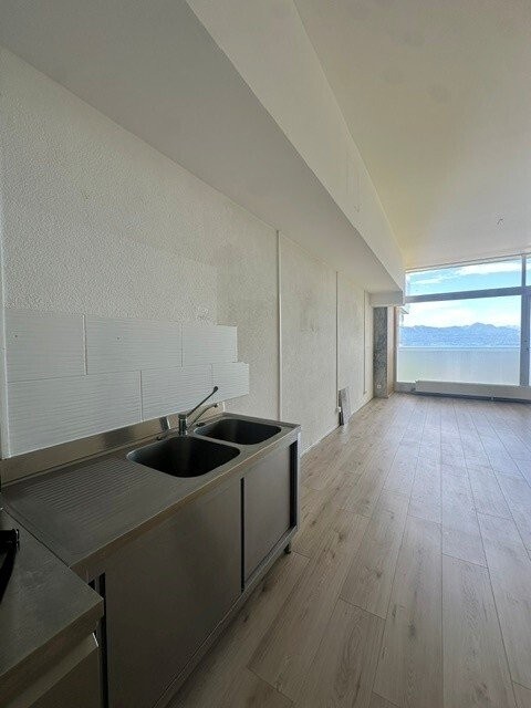 65m² Laden, Foto 3 von 6