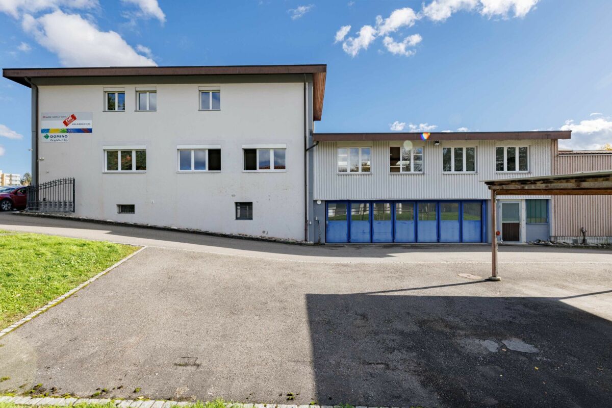 160m² office