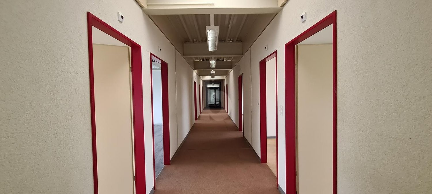 144m² office, photo 3 sur 4