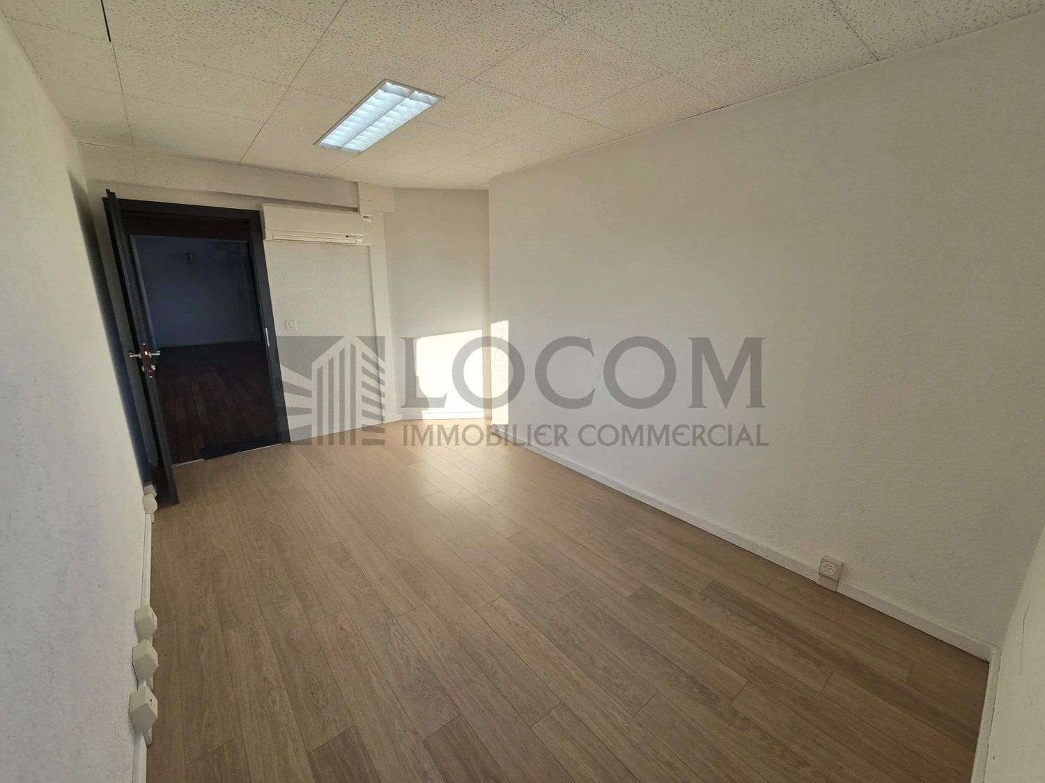 Büro, Foto 1 von 10