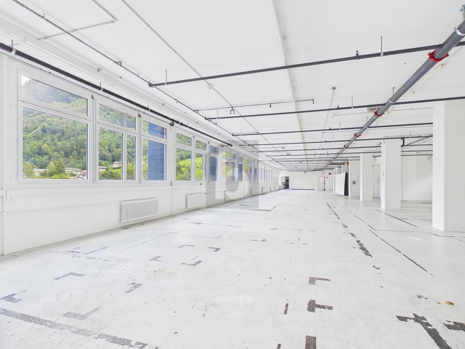 605m² industrial object, Foto 1 von 4