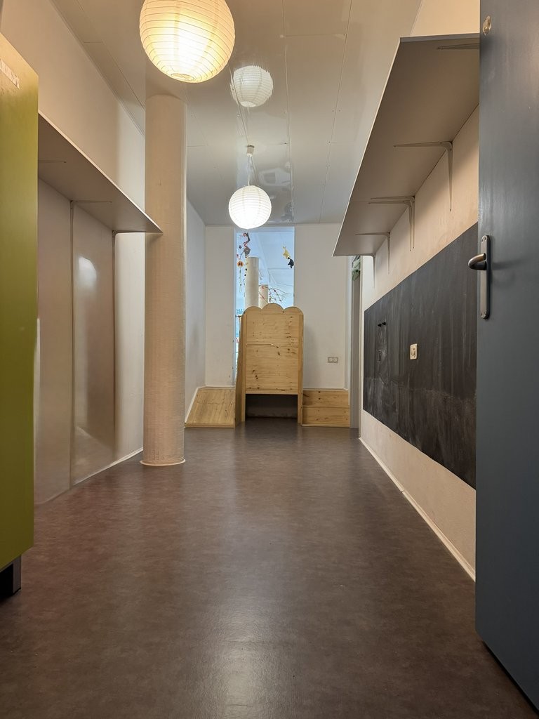 100m² Gewerbe, Foto 6 von 7