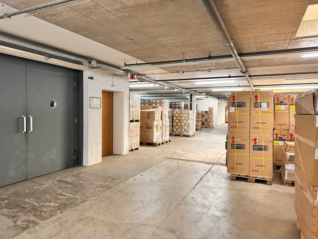 1376m² storage room, Foto 5 von 7