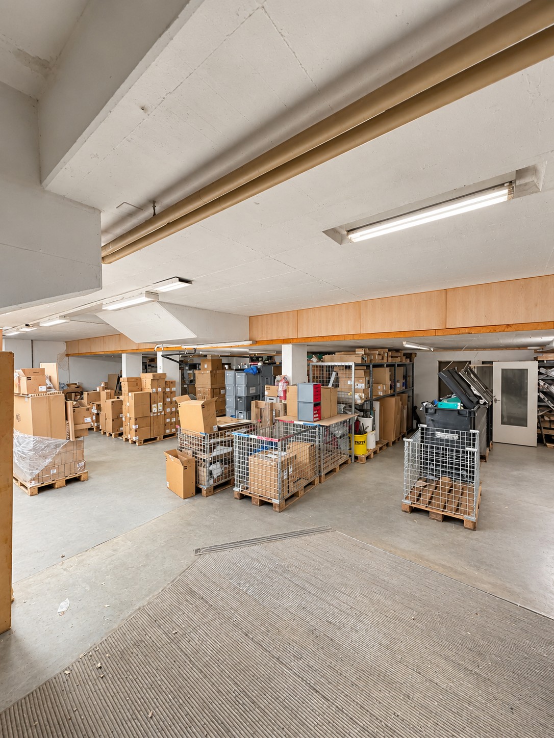 914m² commercial, photo 6 sur 10