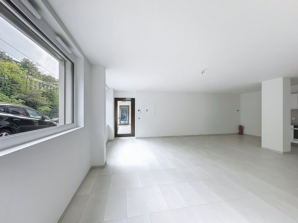 54m² Laden
