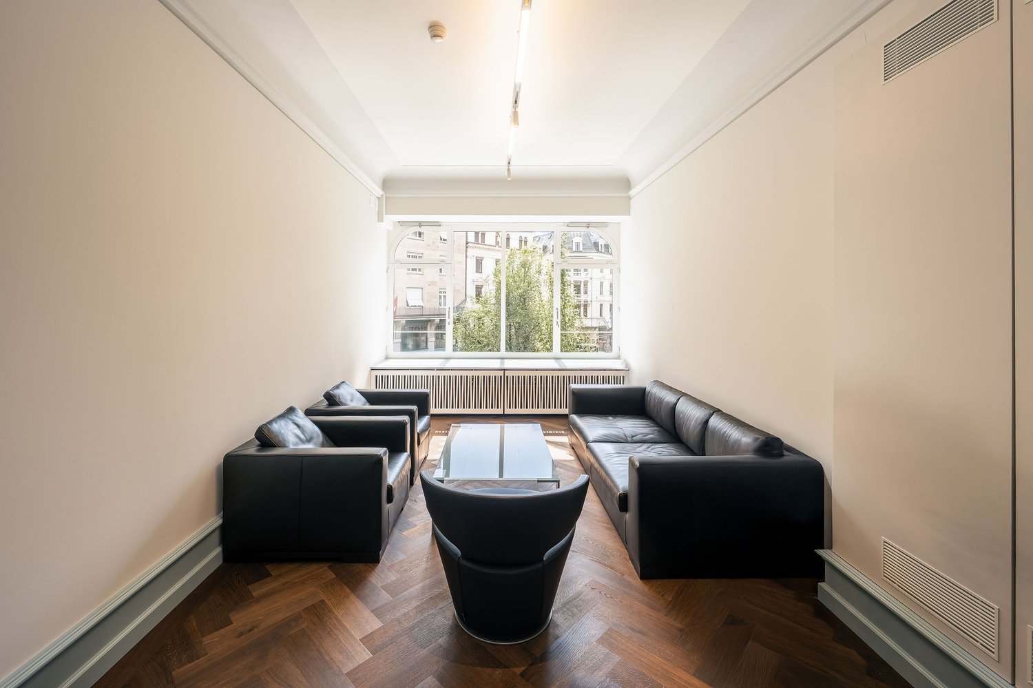 210m² office, Foto 5 von 7