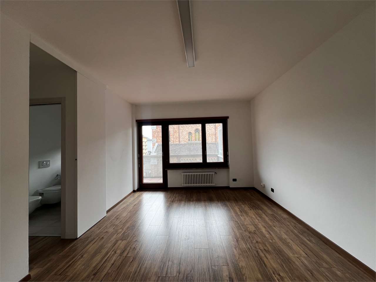 Office, photo 1 of 6
