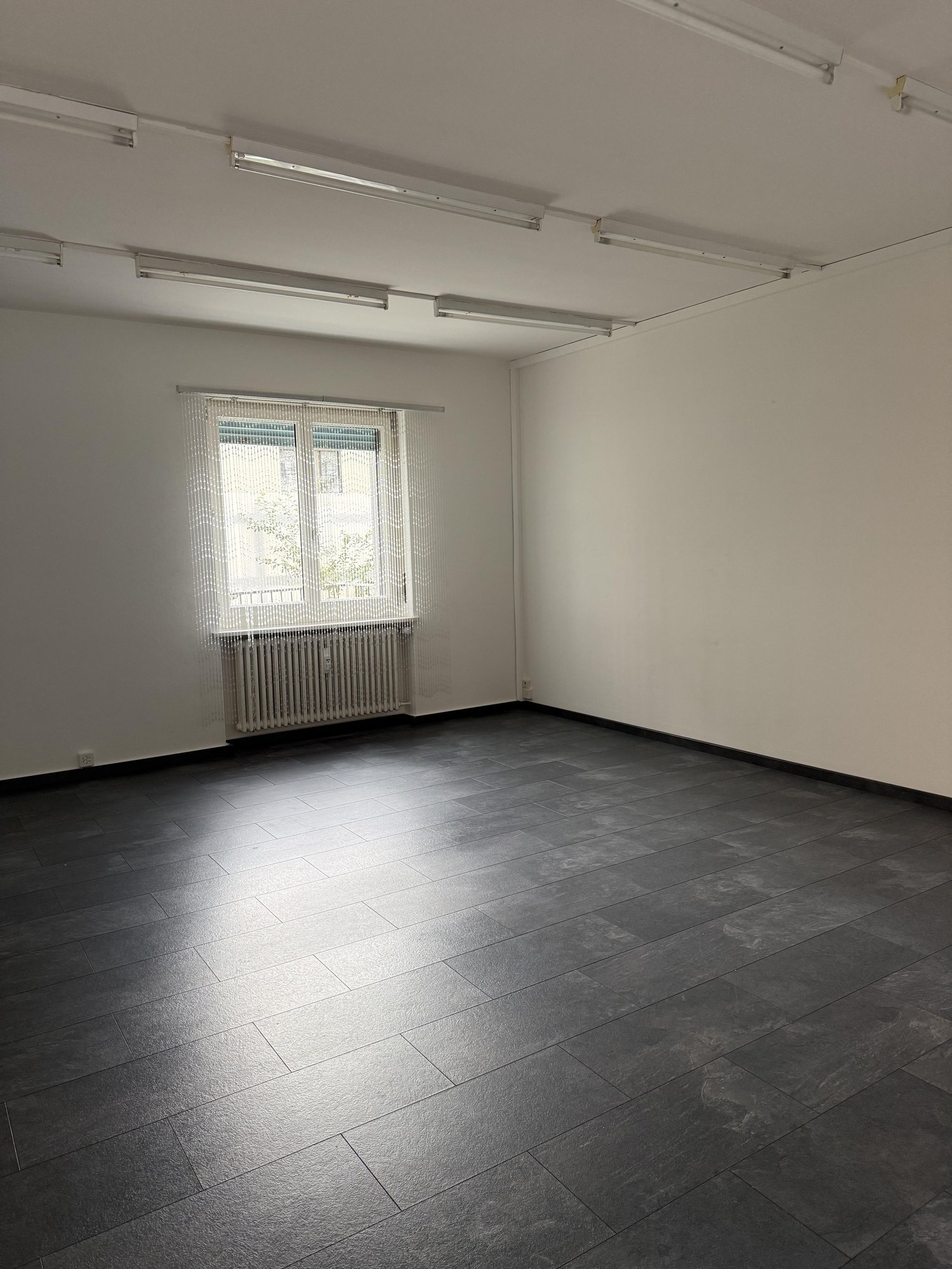 176m² shop, Foto 10 von 10