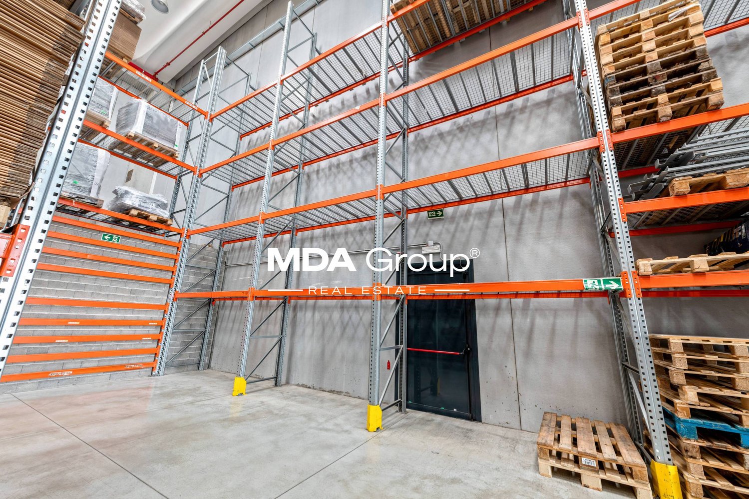 1250m² Büro