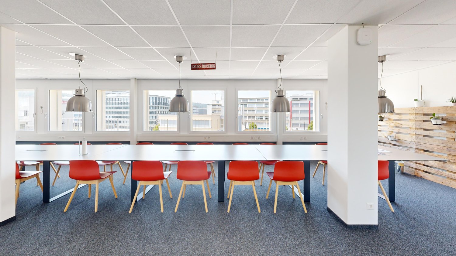 436m² office
