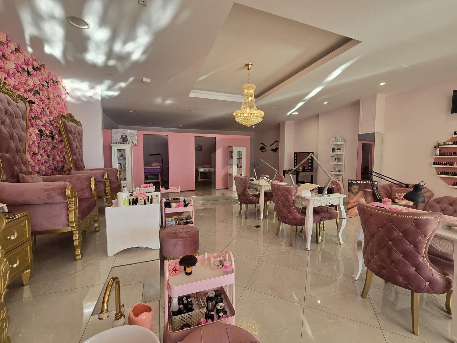 230m² Laden