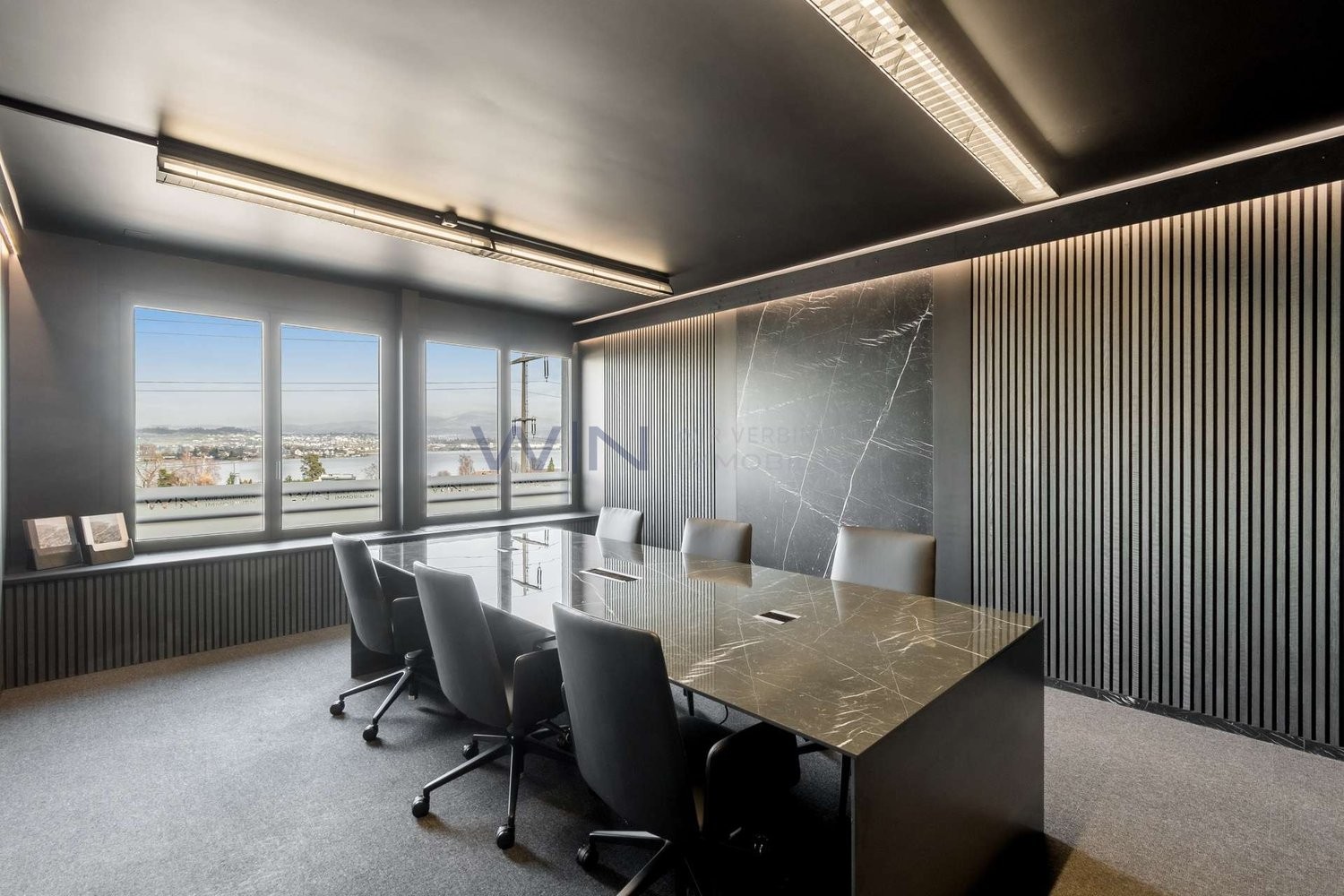 25m² living / commercial building