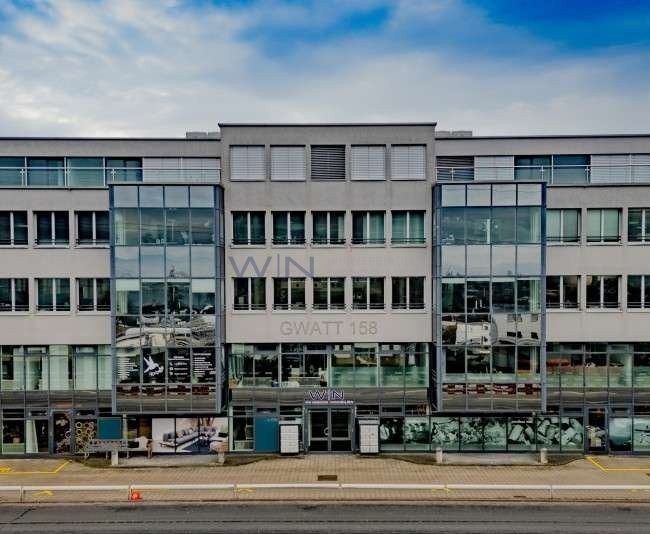 25m² living / commercial building