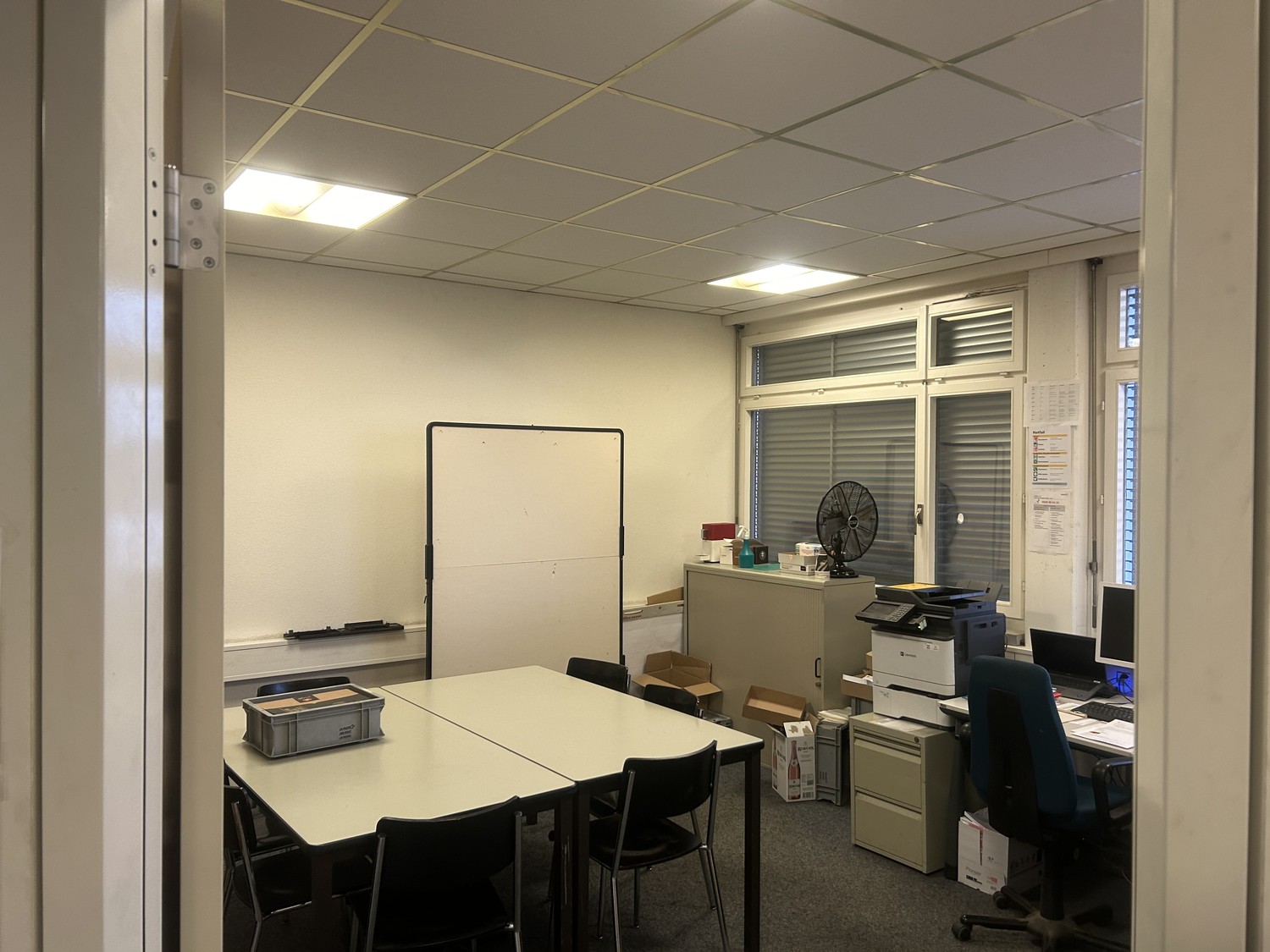 146m² commercial, Foto 1 von 10