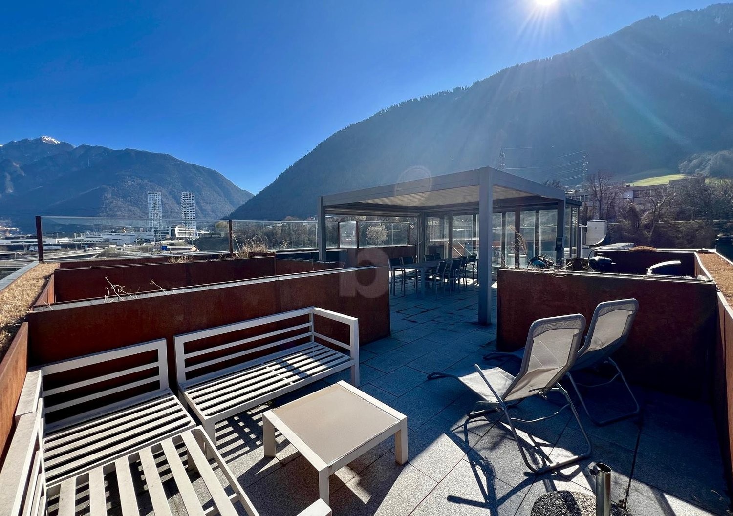 173m² office
