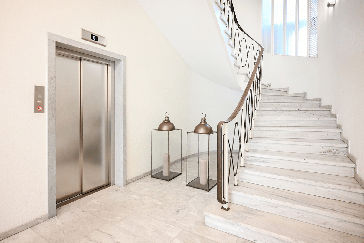 280m² office