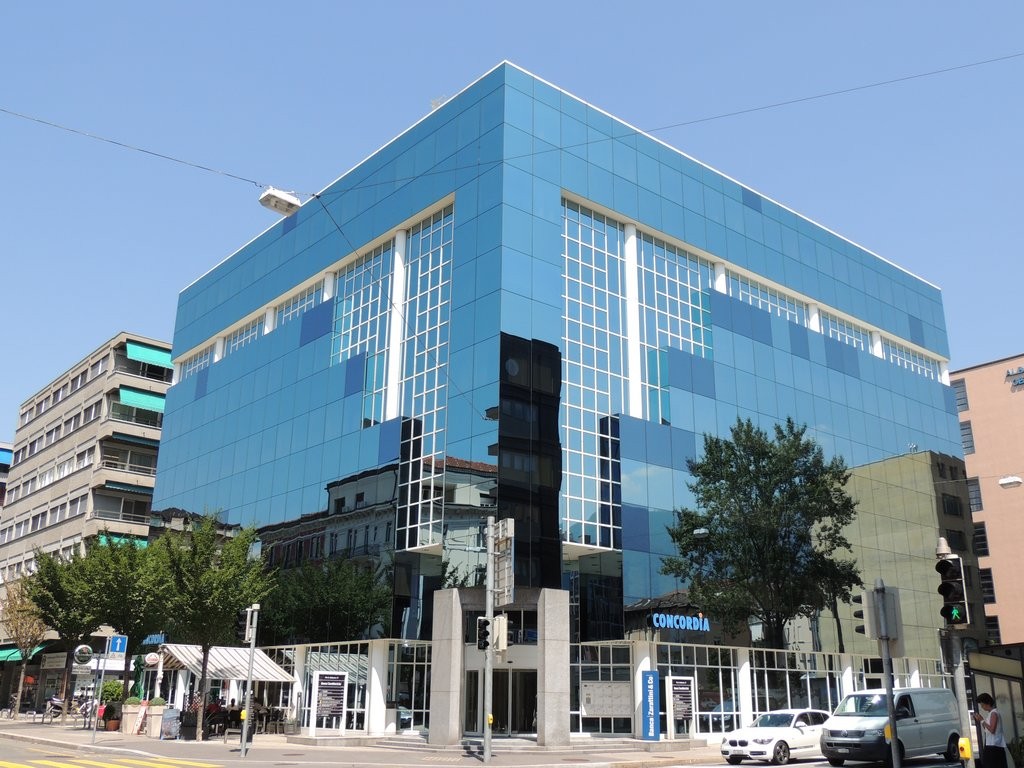 240m² Büro, Foto 1 von 6