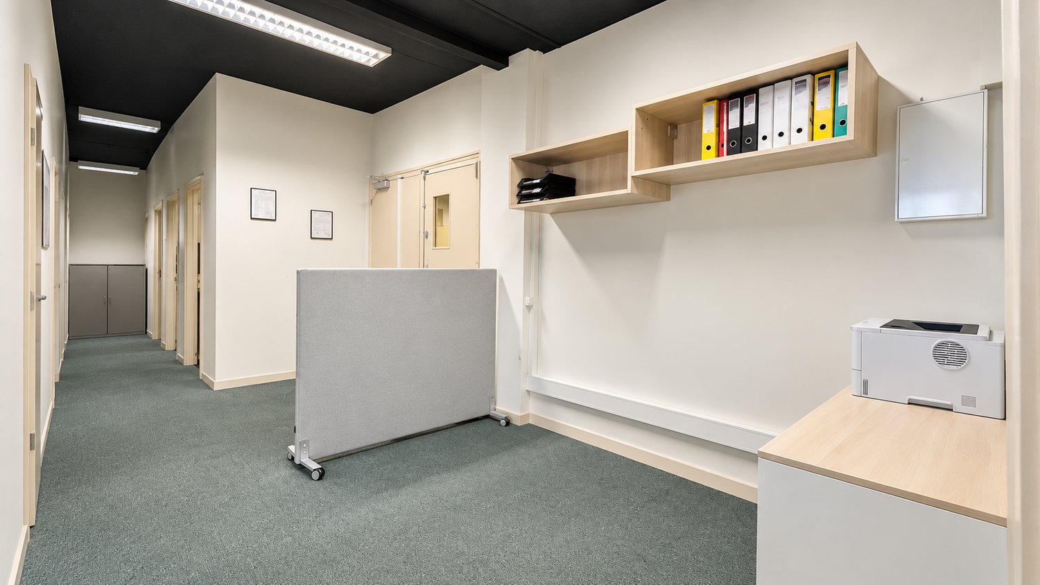 69m² ufficio, foto 4 di 4