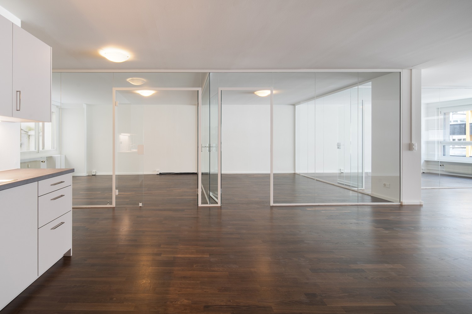 122m² commercial