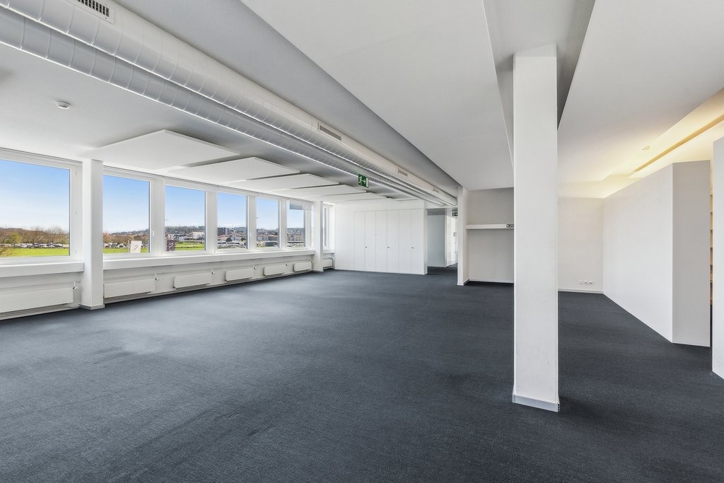 423m² office, Foto 2 von 10