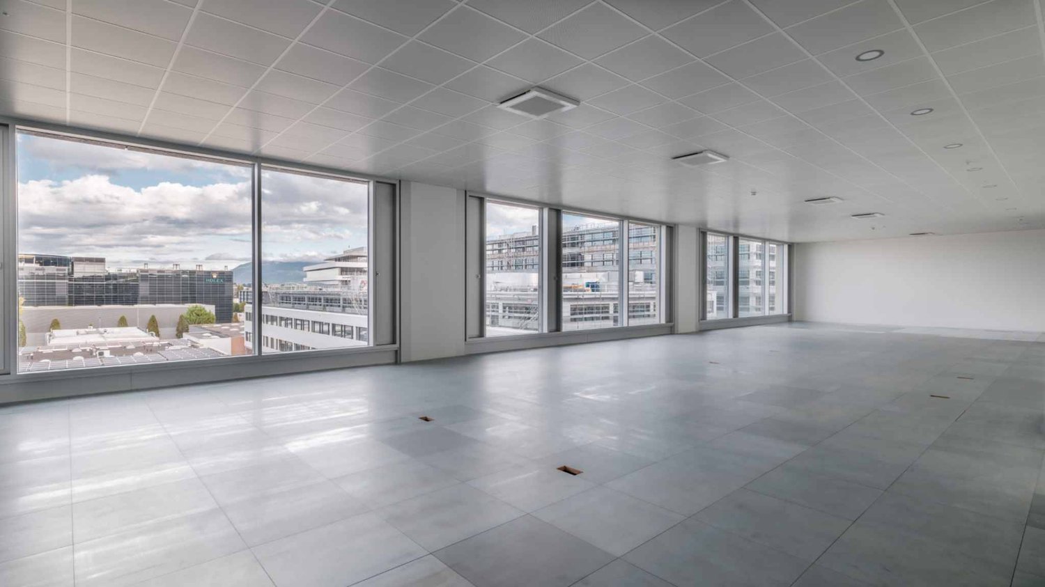 2000m² Büro, Foto 1 von 9