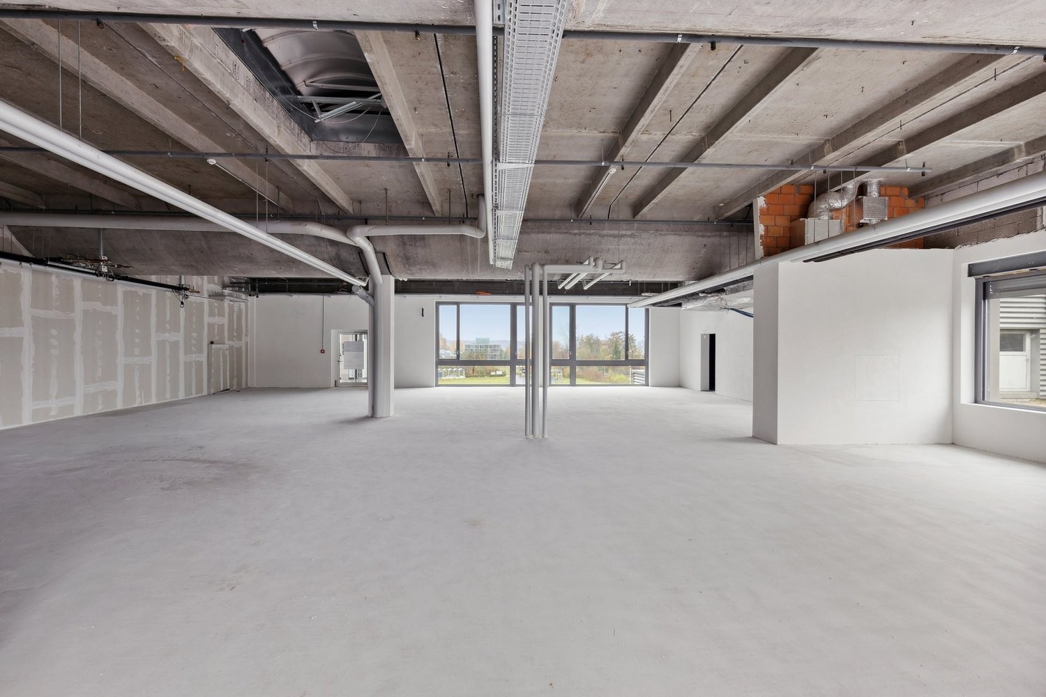 659m² shop, Foto 5 von 9