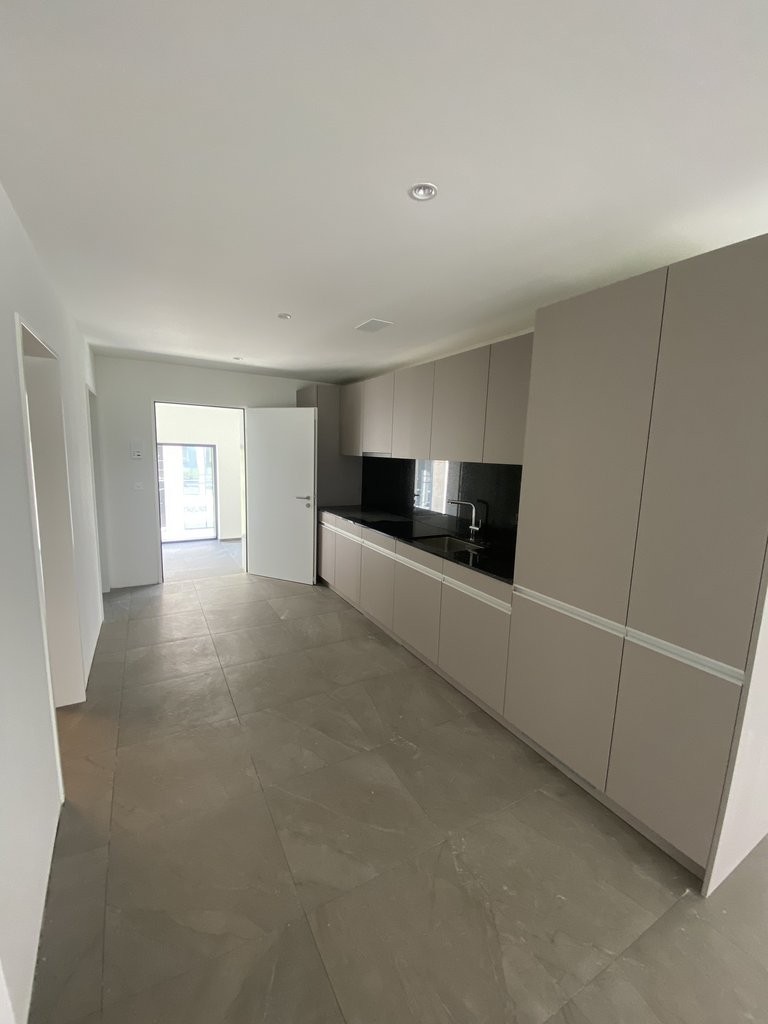 78m² commercial