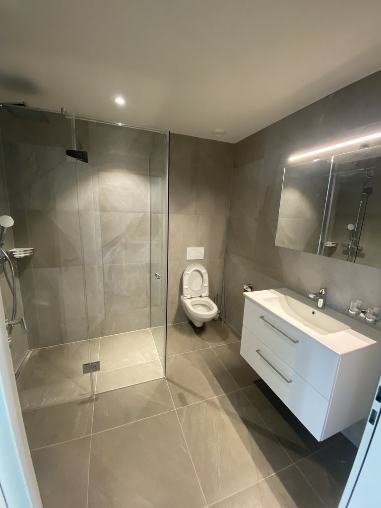 78m² commercial