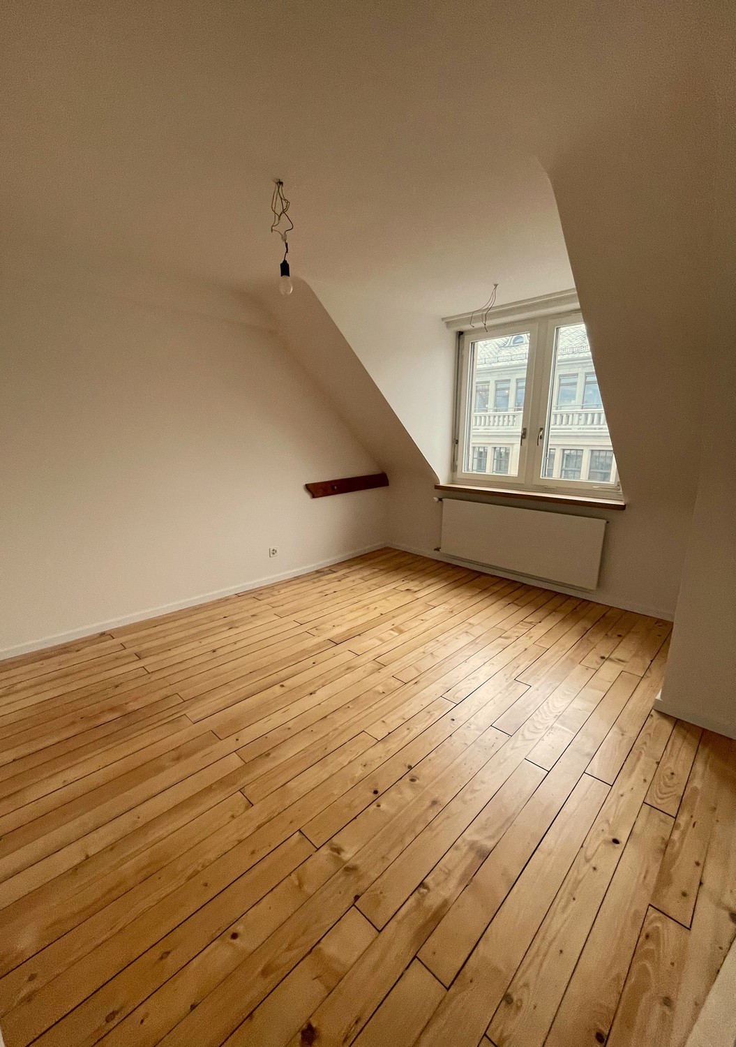 58m² office