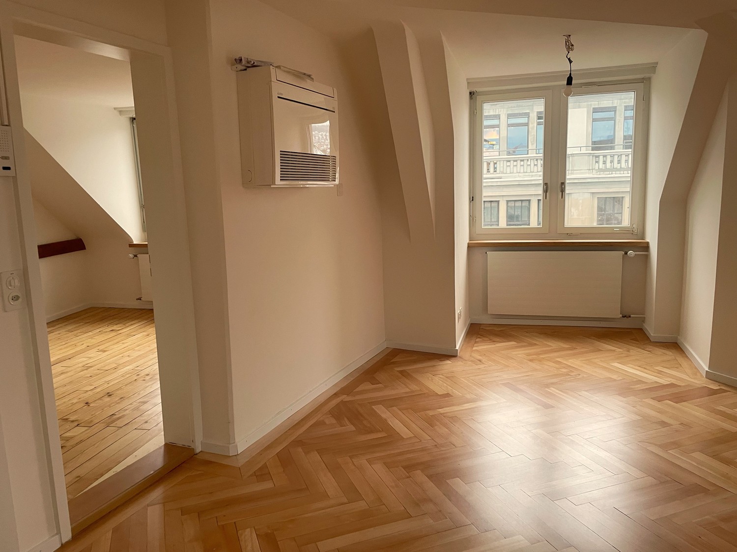58m² office
